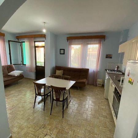 Hix Garden Apart Hotel Фетие Екстериор снимка